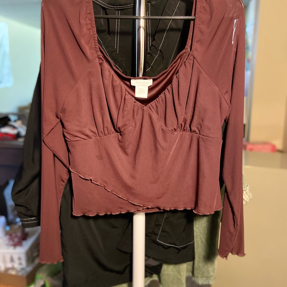 Elegant Women's Burgundy Blouse